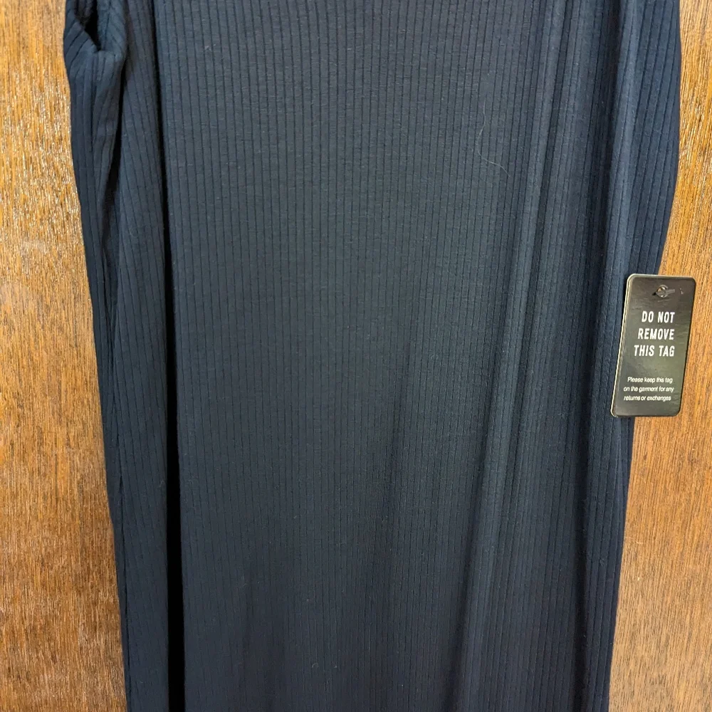 Express Bodycon Ribbed Dress - Picture 3 of 4